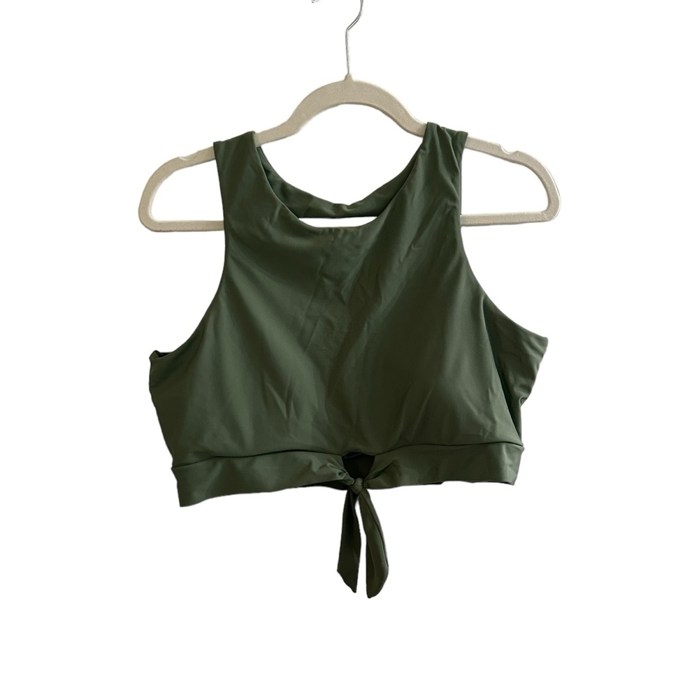 Women’s Tie Knot Front Scoop Neck Tank Crop Swim Top